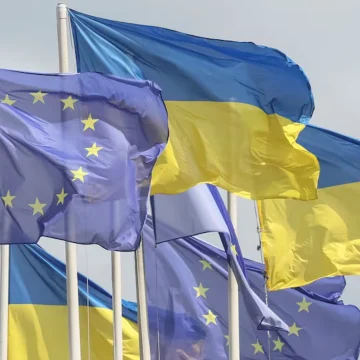 EU Executive Weighs Idea of Quick, but Limited Membership for Ukraine