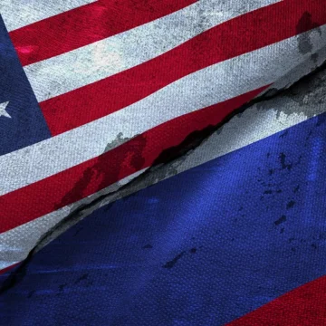 Former CIA Analyst Assesses Russia’s Capabilities: We Should Give Up