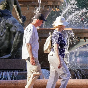 Record Heatwave in Australia: Temperatures Exceed 49 Degrees