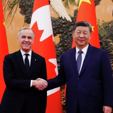 Canadian Prime Minister Carney Meets with Chinese President Xi Jinping