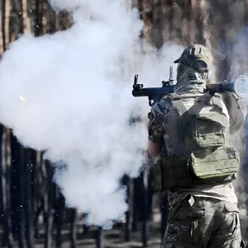 Ukraine Loses Up to 400 Soldiers in Battles With Russian Forces – MoD