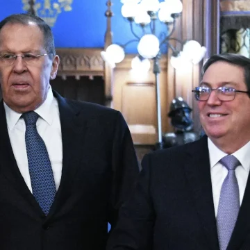 Russia Urges U.S. to Abandon Cuba Blockade Plans