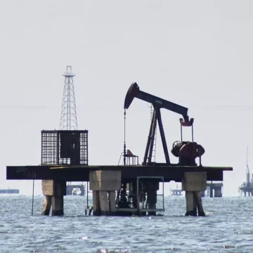 hint-pet Indian Government Source: Despite U.S. Pressure, Russian Oil Will Continue to Reach Asian Markets