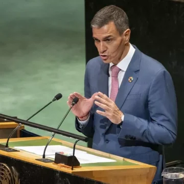 Spanish PM Sánchez: Israel Aims to Replicate Gaza-Style Destruction in Lebanon