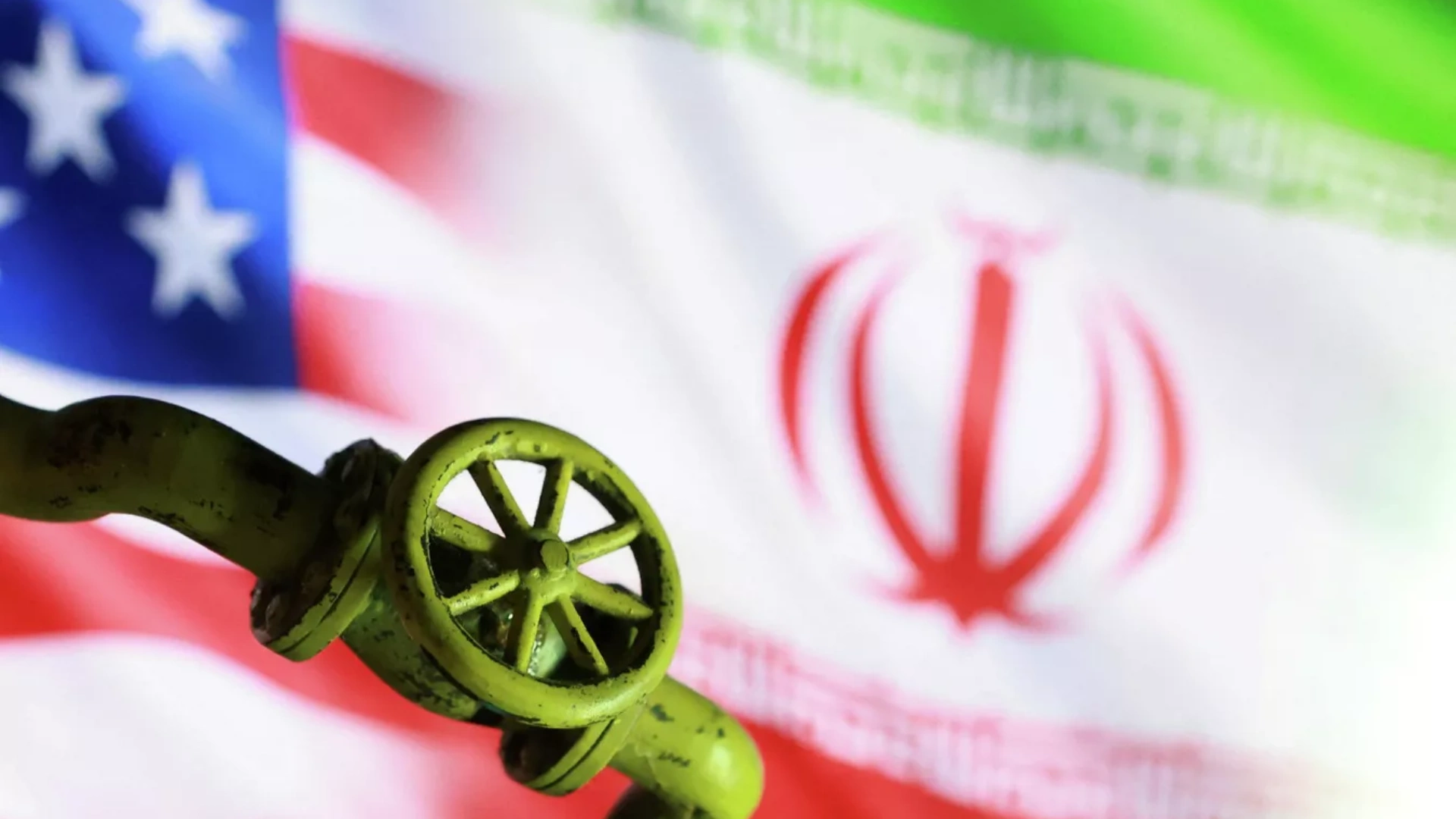 iran-abd-tanker Iran denies reports of U.S. ships passing through the Strait of Hormuz