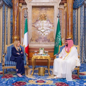Meloni Begins Gulf Tour in Jeddah