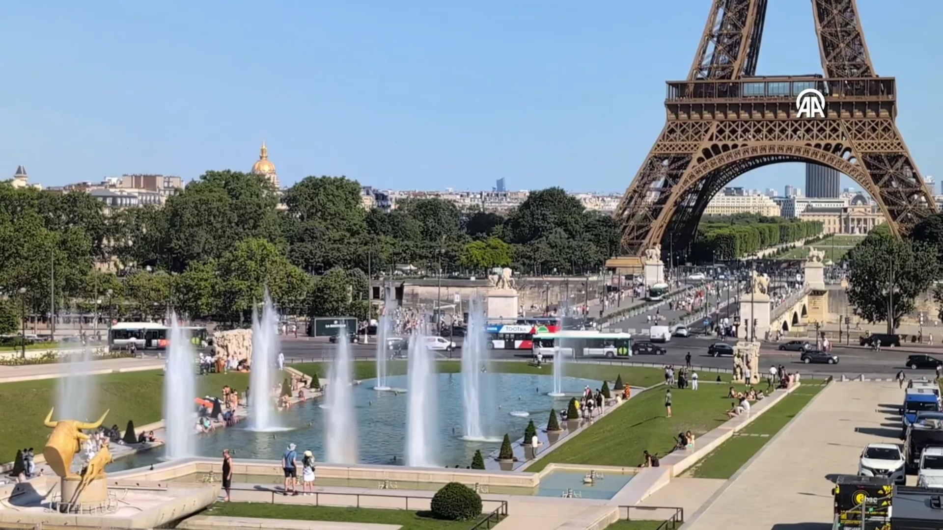 frns The alert level has been raised to orange in eight provinces hit by the heatwave in France