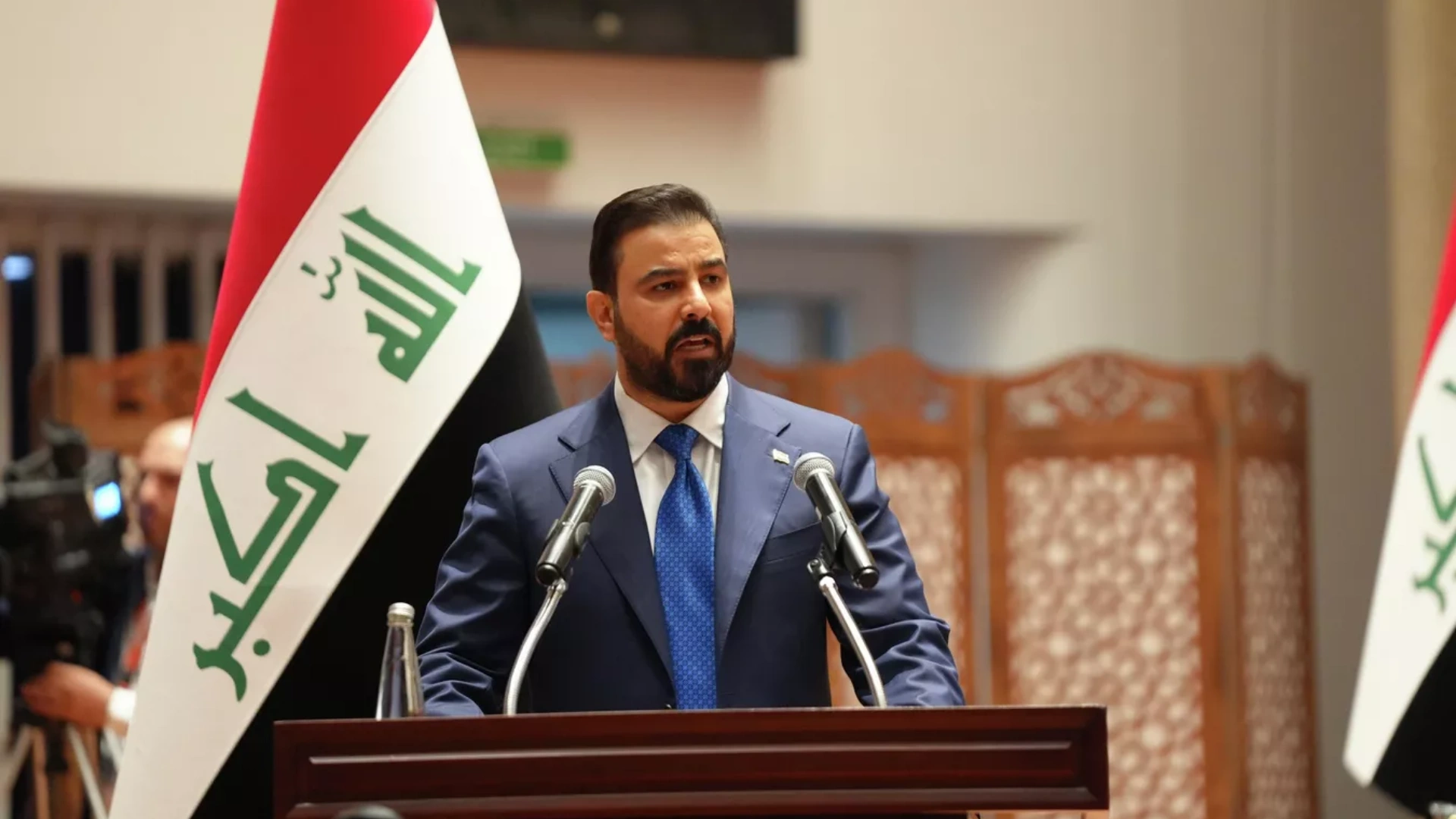 irak A New Era in Iraq: Ali al-Zeydi Takes Over Premiership from Sudani