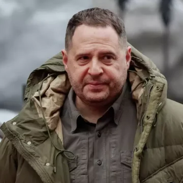 ukr Former Head of Zelensky’s Office Accused of Money Laundering in Ukraine