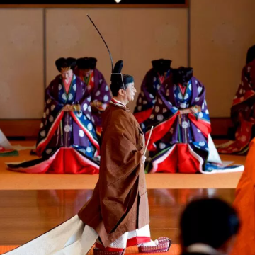 japonya-hanedan Japan Revises Imperial House Law Amid Declining Number of Male Heirs
