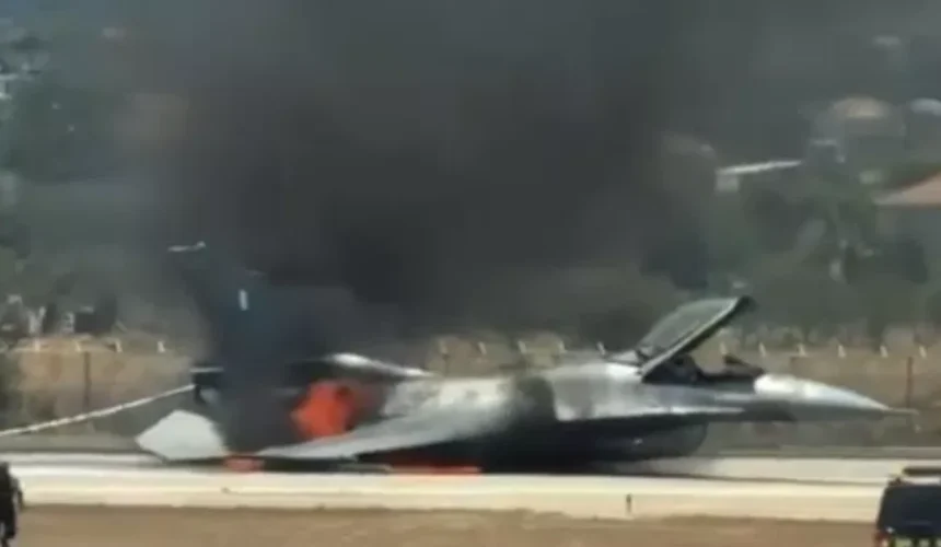 Greek F-16 Fighter Jet Makes Emergency Landing at Zakynthos Airport